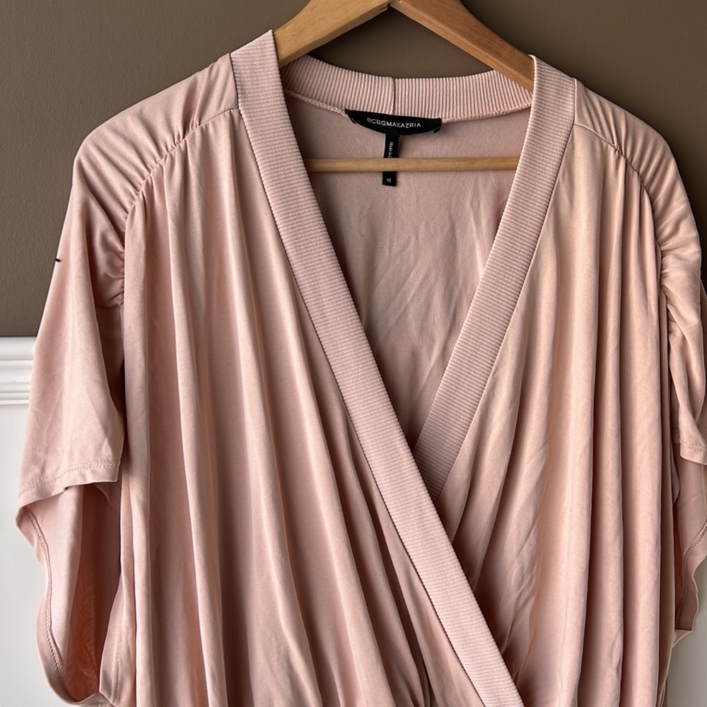 BCBGMAXAZRIA Pink Wrap Top Size Medium - Picture 4 of 12